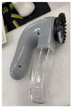 Tangle‑Free Grooming Bliss: Fur Vacuum & Massager - Panda Bossino